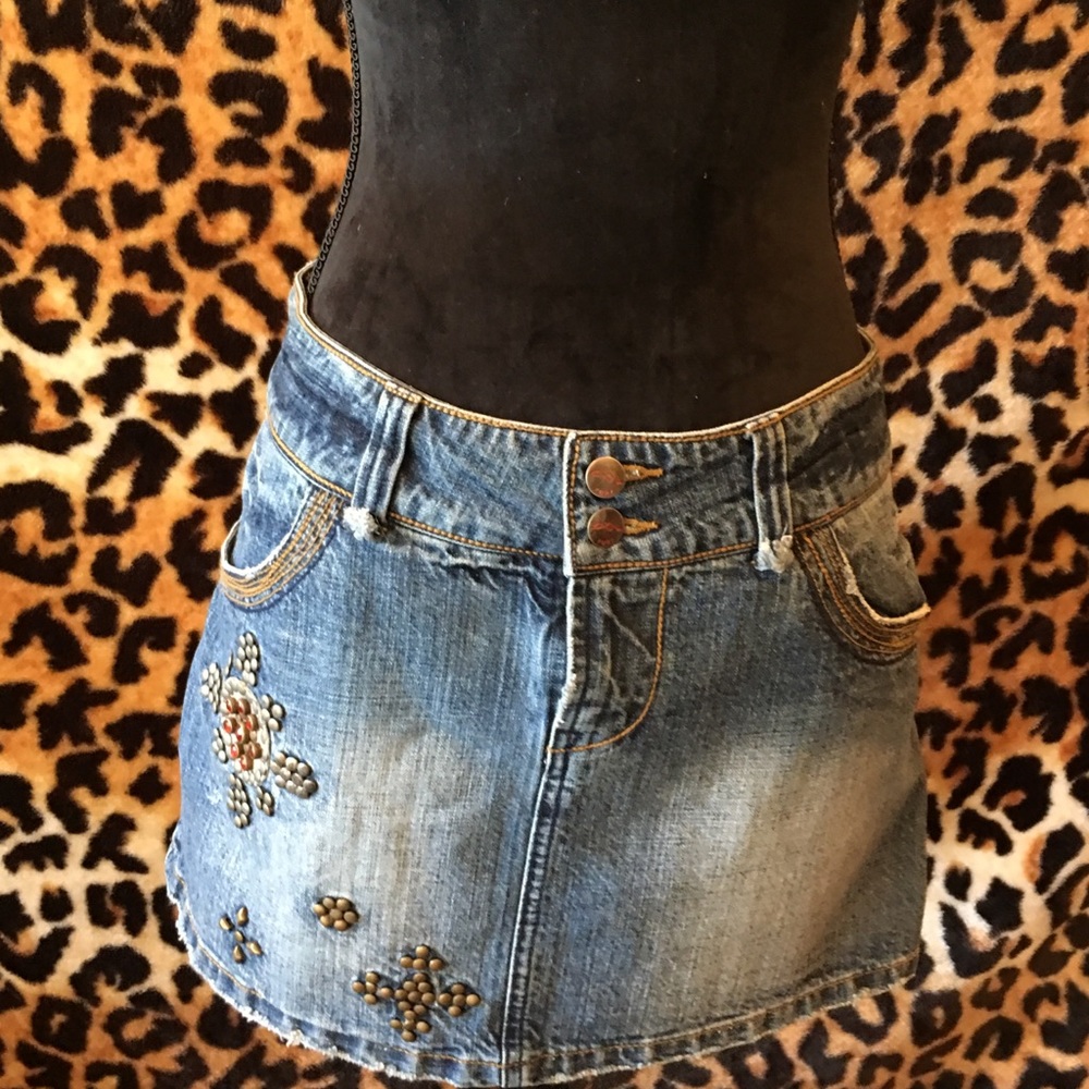 Fury jeans mini with metal appliqué work